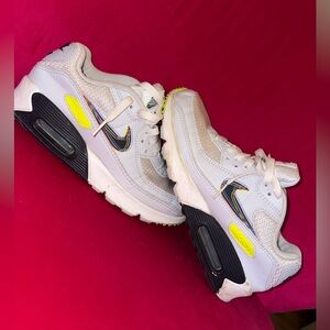 Nike AirMax 90 layered swoosh (DV3480-100)